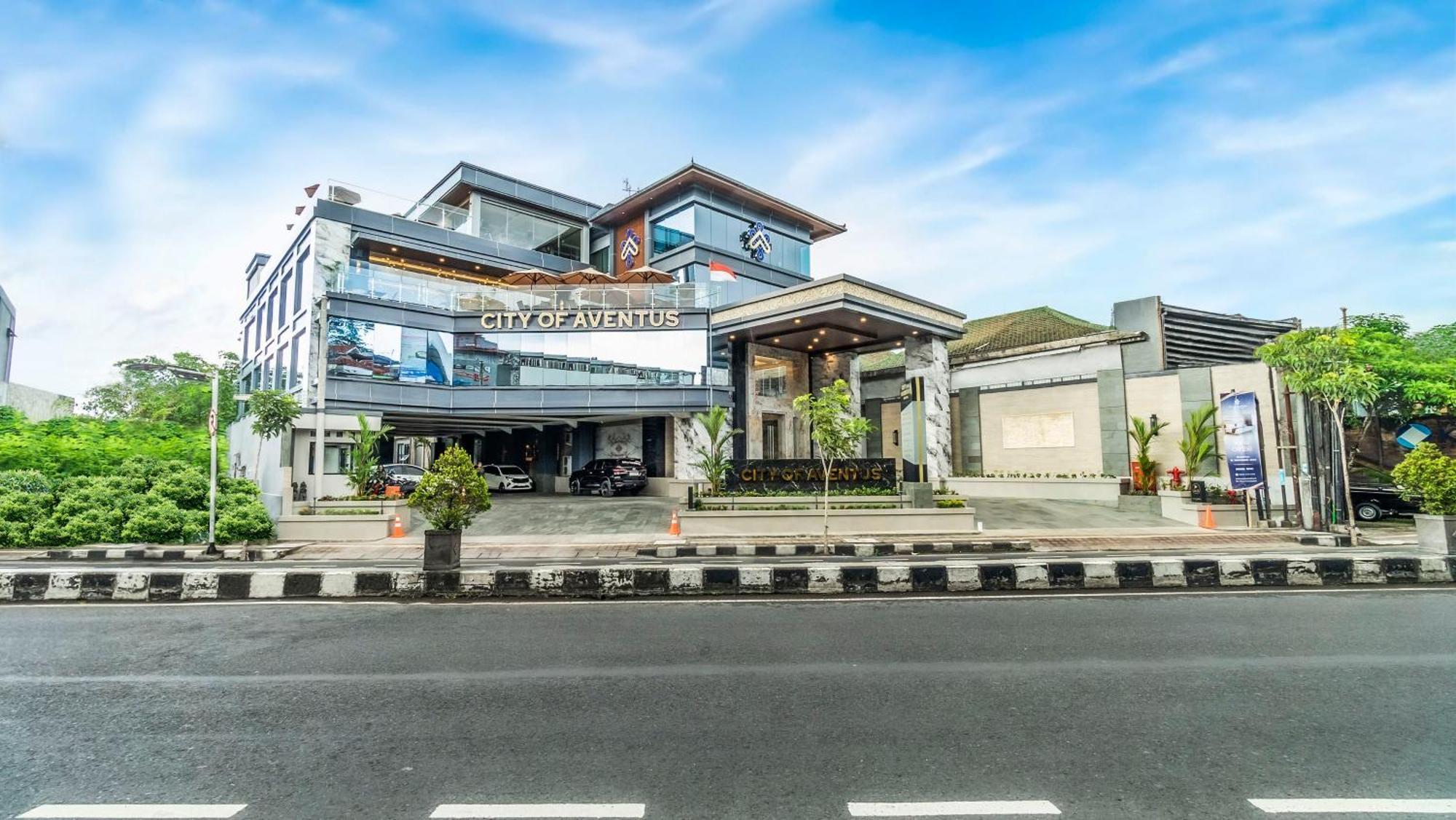 City Of Aventus Hotel - Denpasar Buitenkant foto