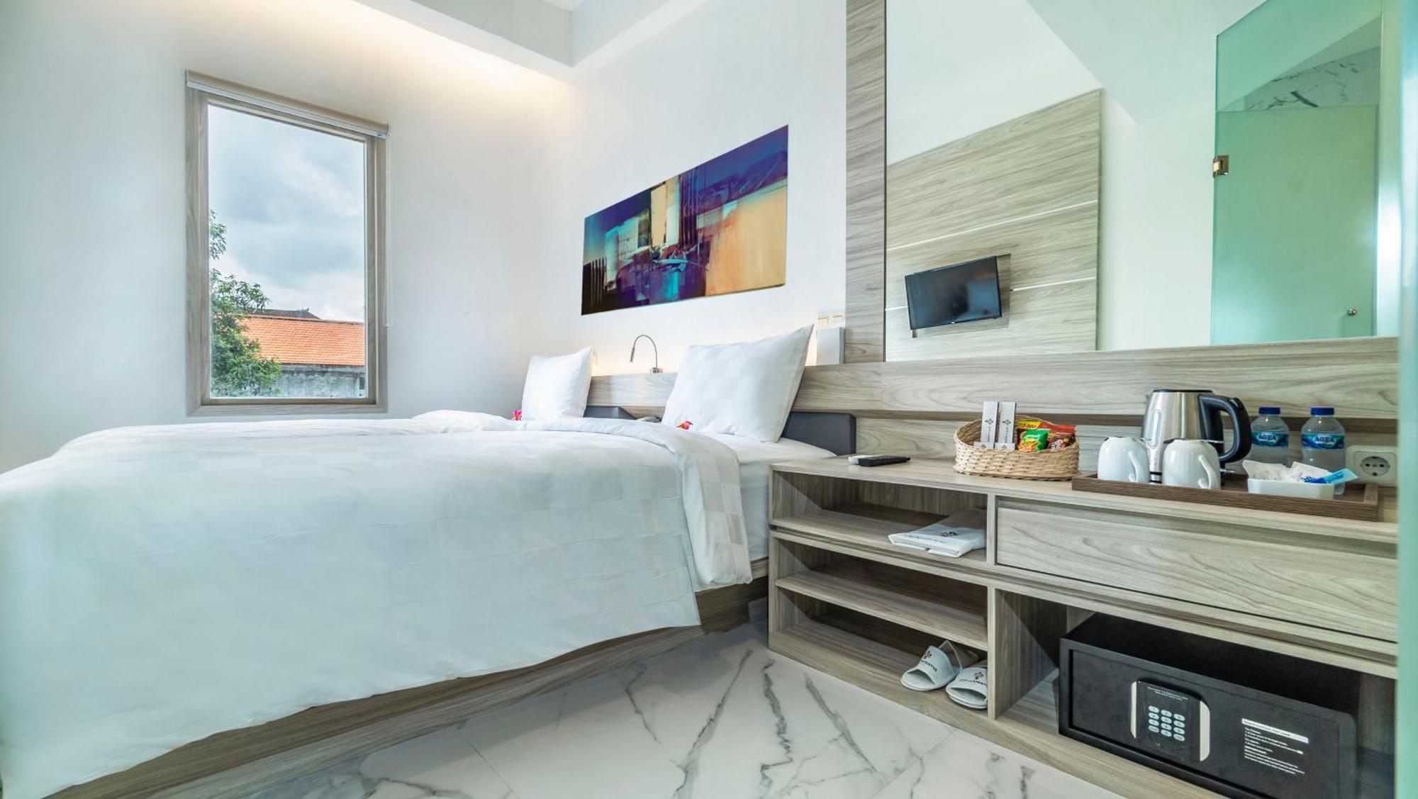 City Of Aventus Hotel - Denpasar Buitenkant foto