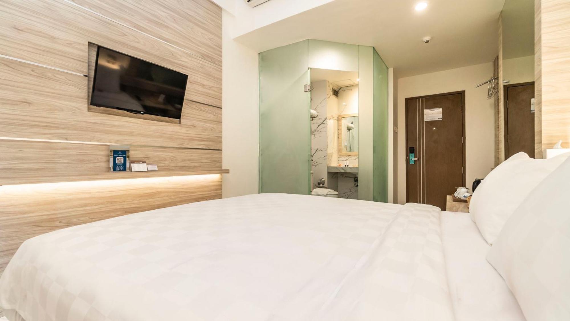 City Of Aventus Hotel - Denpasar Kamer foto