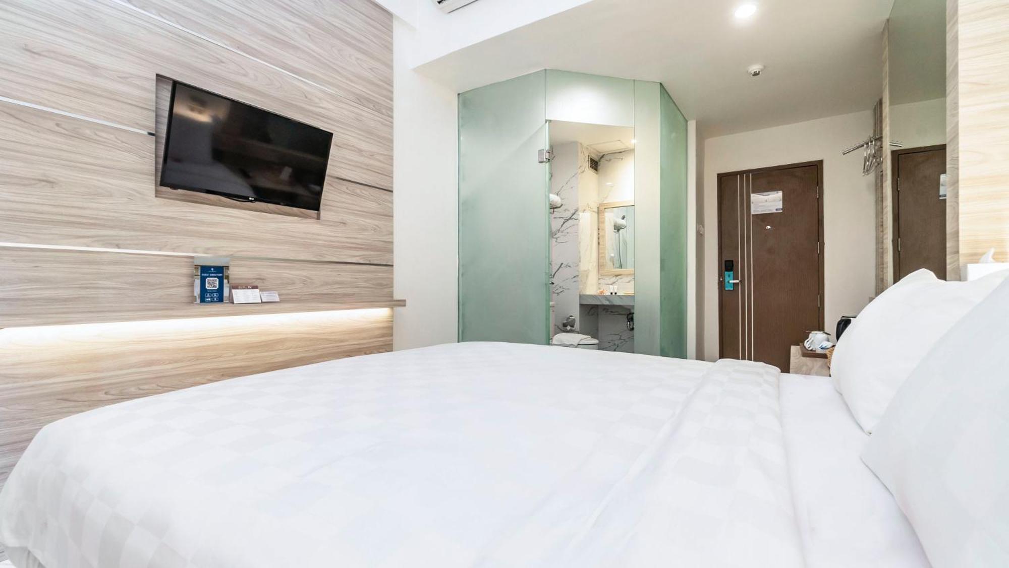 City Of Aventus Hotel - Denpasar Kamer foto