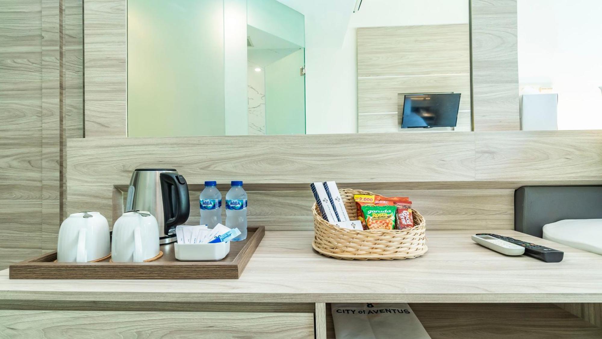 City Of Aventus Hotel - Denpasar Kamer foto